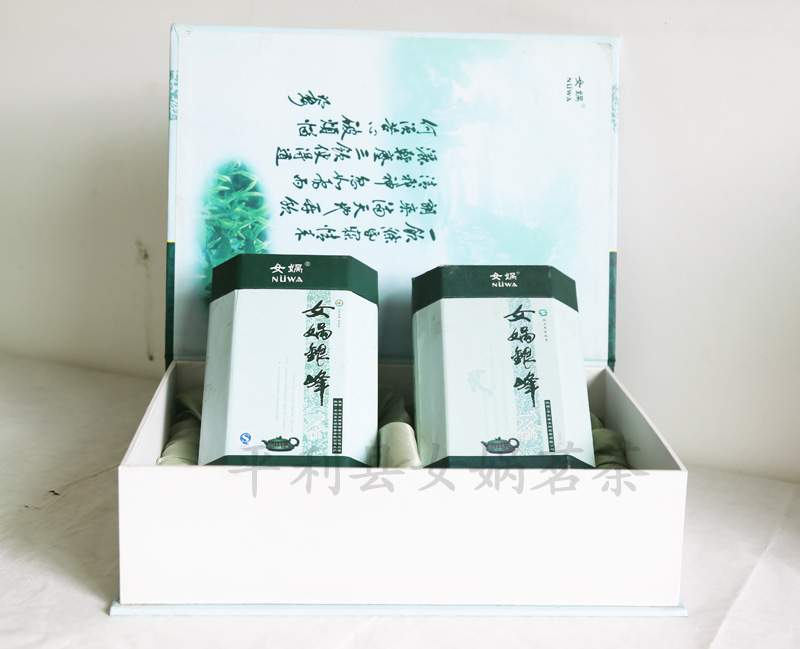 女娲茗茶：陕西平利女娲银峰绿茶 富硒茶有机山茶250g礼盒装